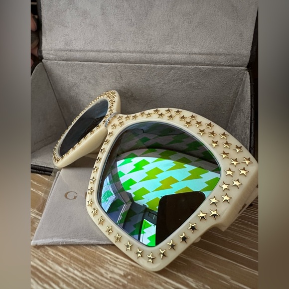 Gucci Star Studded Square Frame Sunglasses with patterned lenses Ivory - Picture 2 of 12